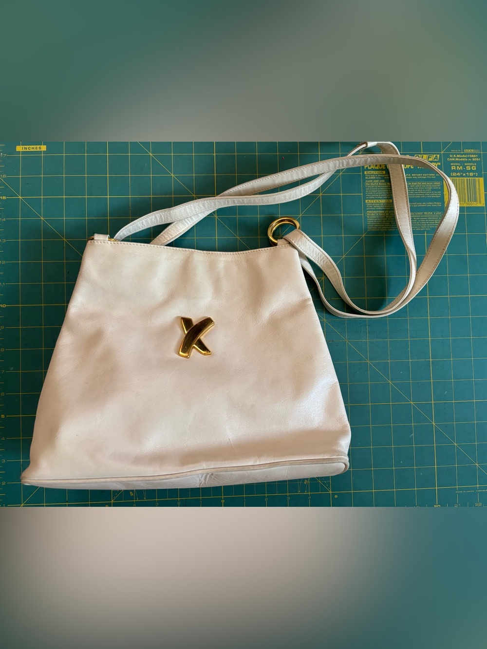 Vintage Paloma Picasso Cream Leather Shoulder Bag